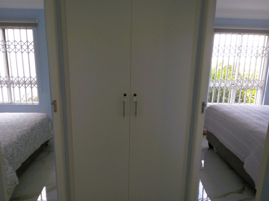 To Let 4 Bedroom Property for Rent in Greenways Golf Estate Western Cape